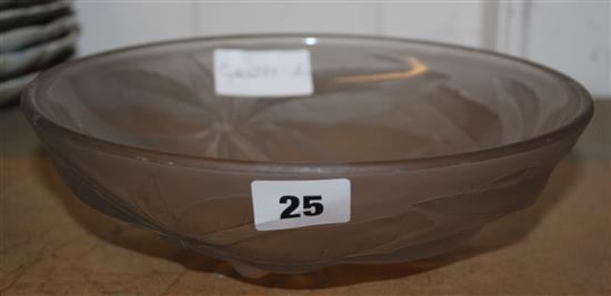 G Vallon French opaque glass bowl